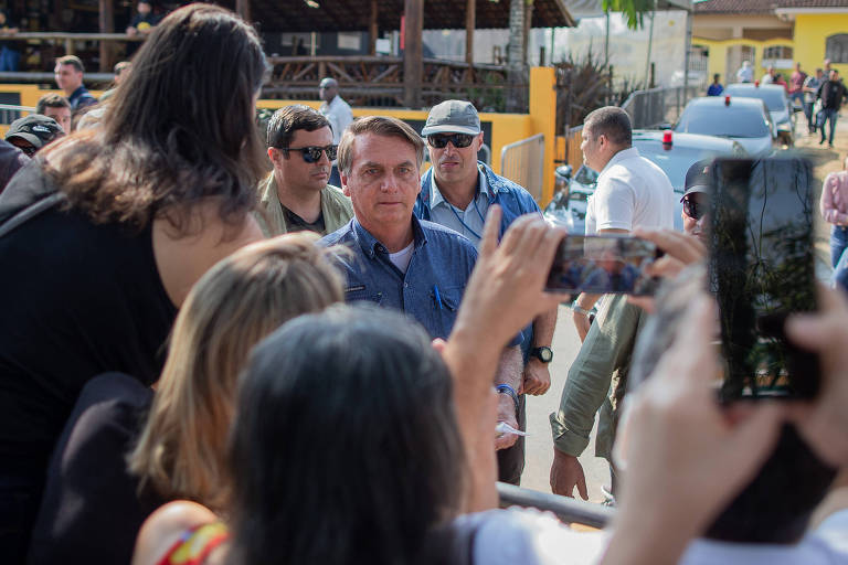 Bolsonaro diz que seguiu a Constituição ao pedir impeachment de Moraes