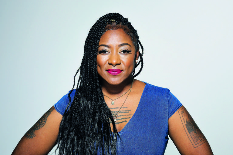 A organizadora Alicia Garza, 40, cofundadora do movimento por justiça racial Black Lives Matter