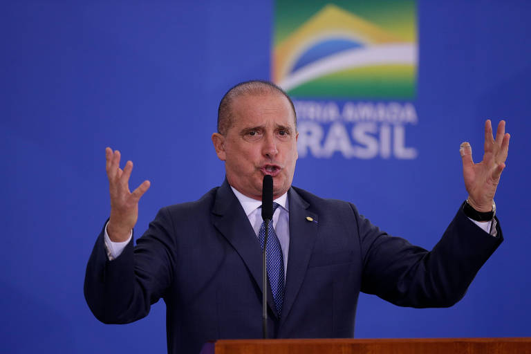Governo Bolsonaro tenta abrir diálogo com centrais sindicais em meio à crise de popularidade