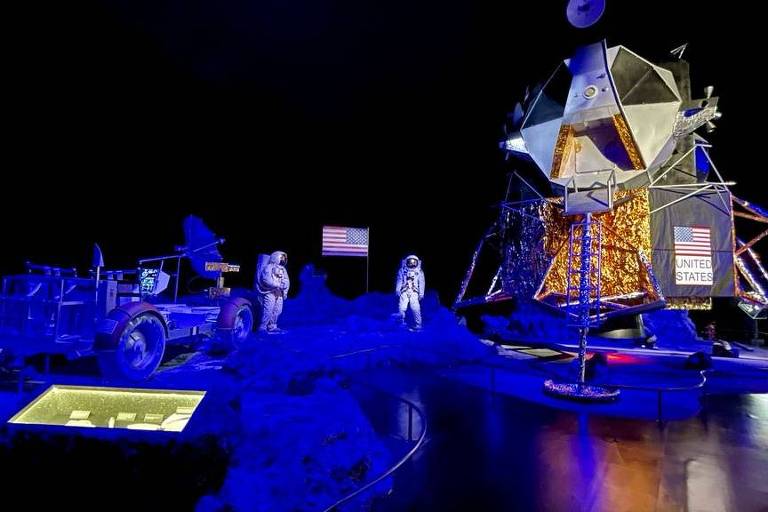 Exposição 'Space Adventure' tem peças usadas na Lua e comida enlatada de astronauta