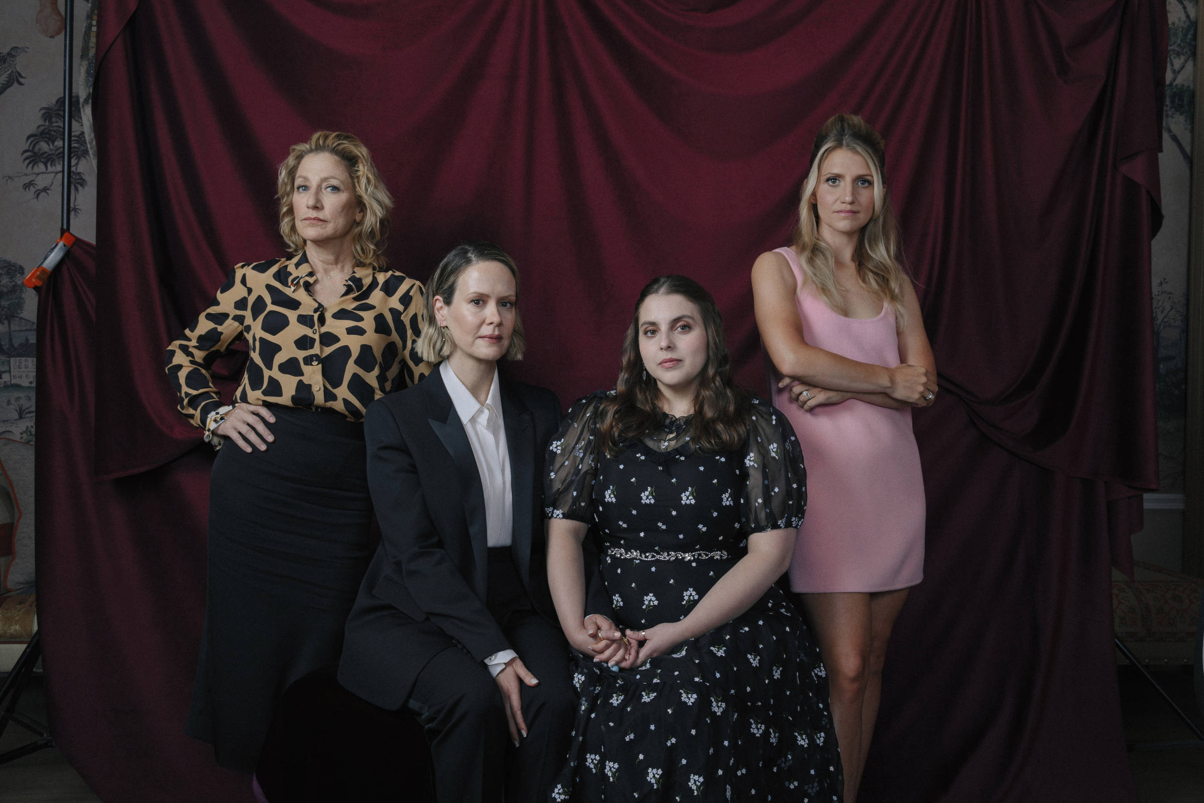 Série 'Impeachment' foca mulheres por trás dos escândalos de Bill Clinton