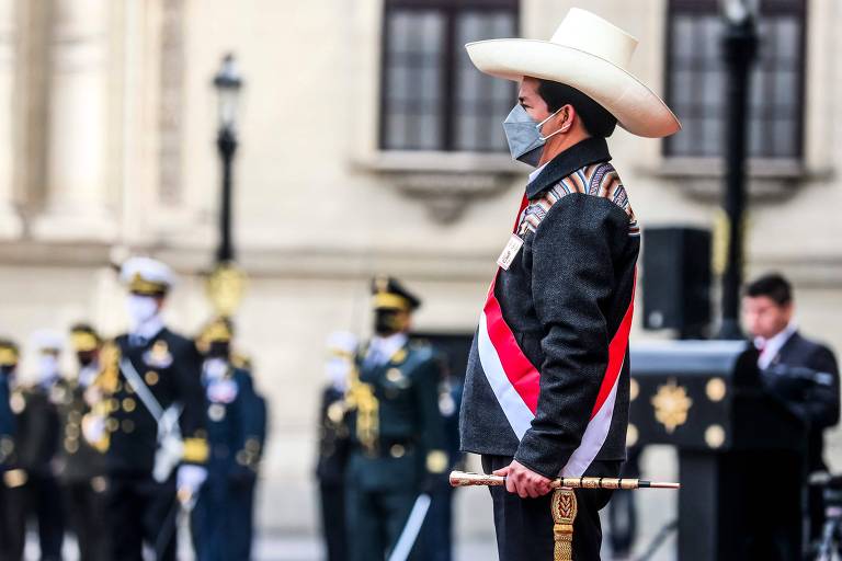 Presidente do Peru enfrenta primeira prova de fogo no Congresso