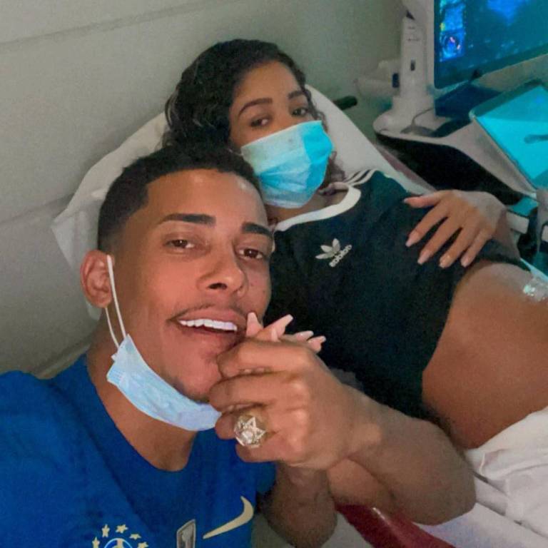 MC Poze e sua namorada Vivianne Noronha