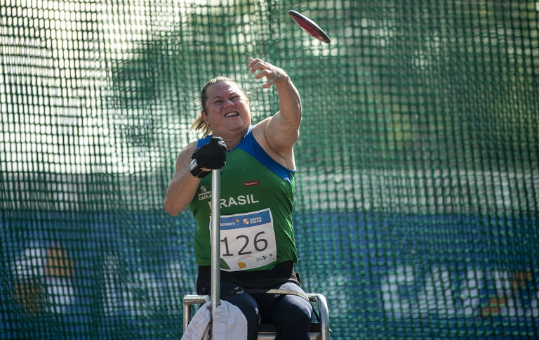 Beth Gomes luta contra piora de esclerose e por coroação nas Paralimpíadas