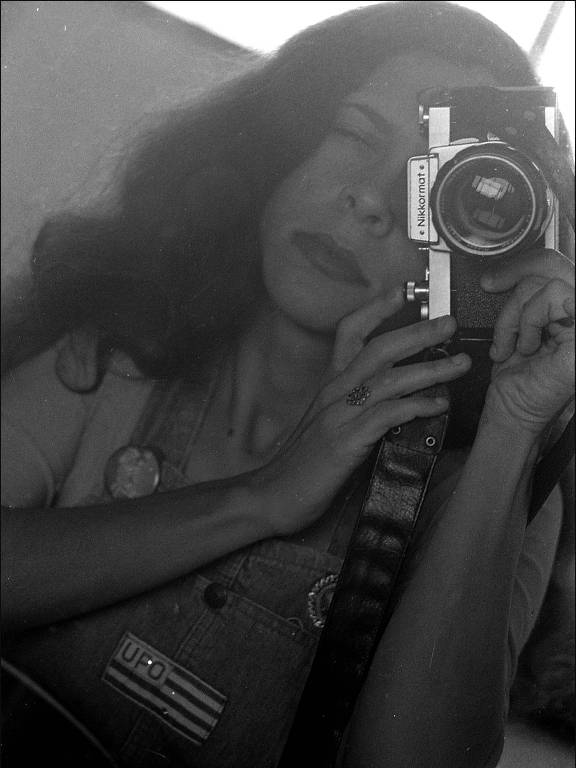 Retrato da cantora Gal Costa de 1973 que aparece no encarte do seu álbum 'Nenhuma Dor'