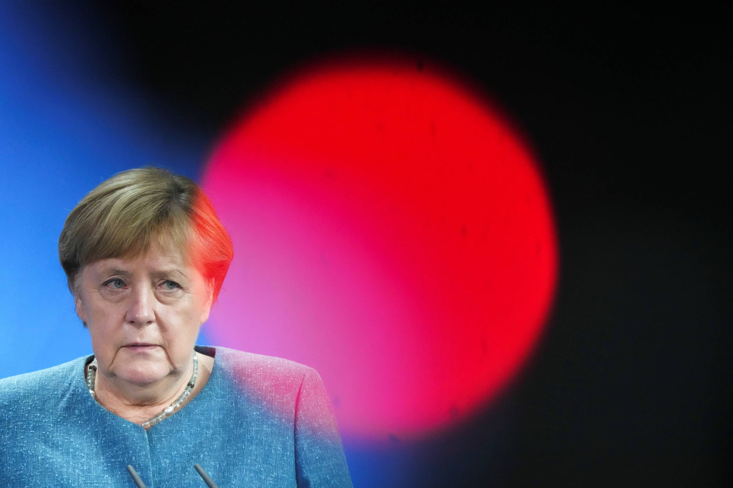 ‚Jamais faria coalizão com A Esquerda‘, diz Merkel, sobre sua sucessão – 31/08/2021 – Mundo