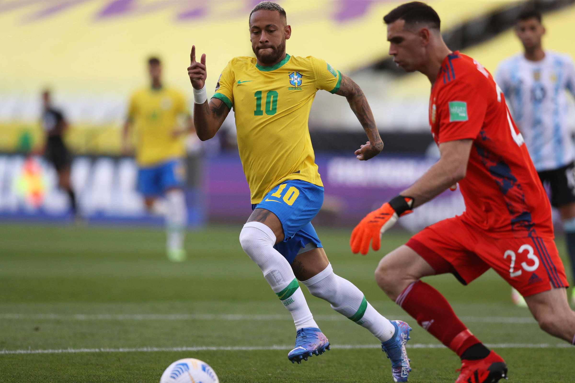 Brasil x Argentina: A pedido de Tite, CBF procura Fifa para