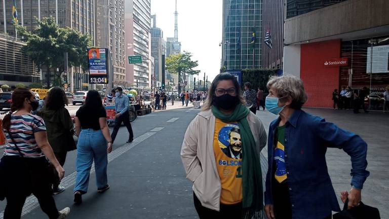As amigas de Campo Grande Elaine, 48, e Edite, 66, vieram em caravana para o ato pró-Bolsonaro deste 7 de Setembro na avenida Paulista