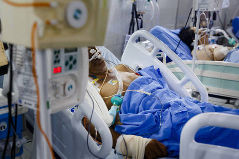 Ao menos 49 pacientes com Covid esperam vagas em hospitais na Grande SP