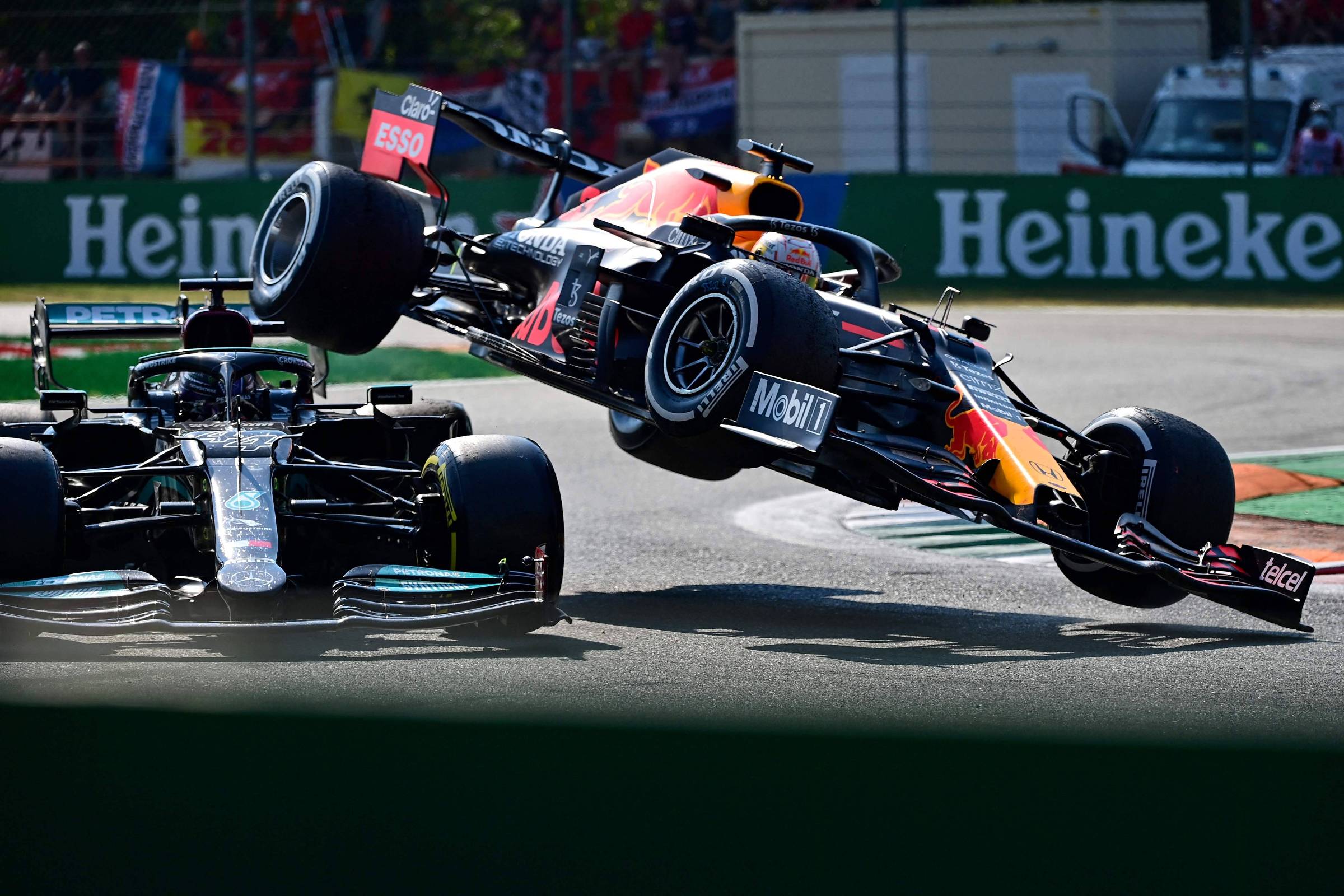 Hamilton y Verstappen viven altura con rivalidad en F1 tras accidente en Monza – 24/09/2021 – Sport