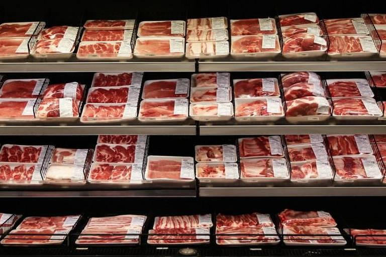 Mais calor e menos água devem prejudicar a qualidade do pasto, afetando a produção de carne, dizem cientistas. Preços altos vão tornar o consumo do produto ainda mais desigual