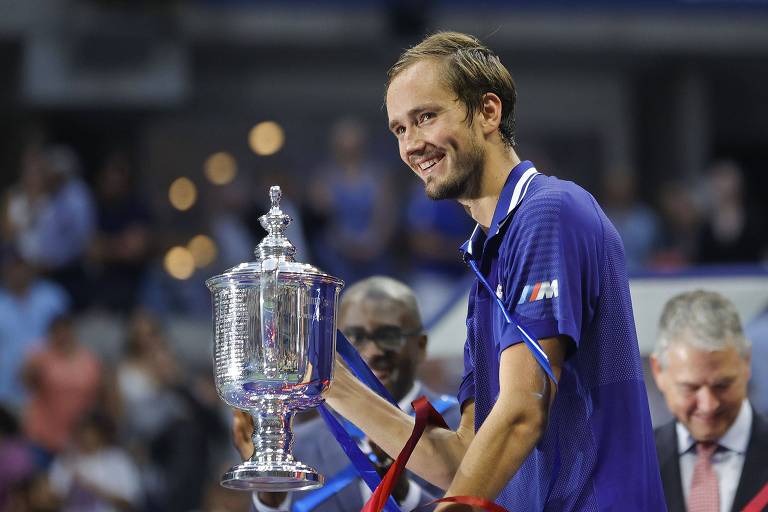 Medvedev brilha no US Open, conquista 1º Slam e barra feitos de Djokovic