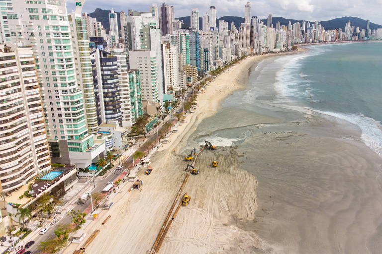 Balneário Camboriú conclui trecho sul de megaobra na faixa de areia