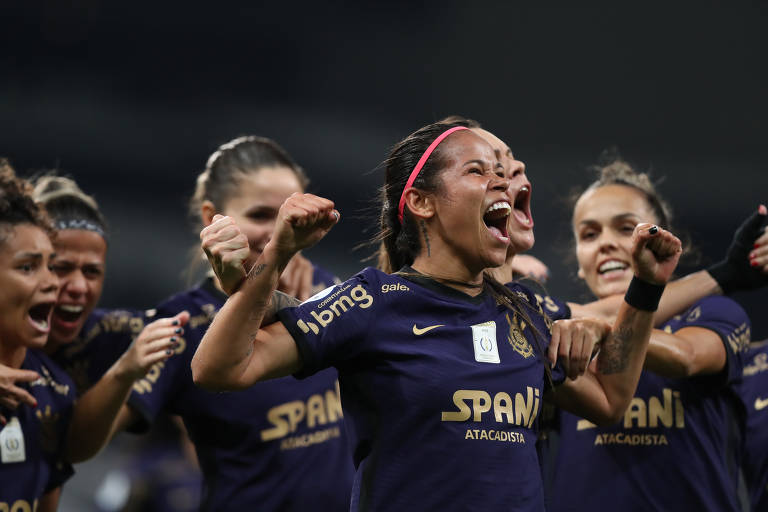 É CAMPEÃO! – Futebol Feminino do Timão supera o Palmeiras e conquista o  Brasileirão Feminino de 2021