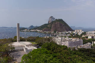 Obelisco no Morro do Pasmado, Rio de Janeiro