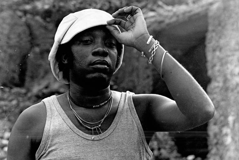 MILTON NASCIMENTO - BLACK – 101 Apparel