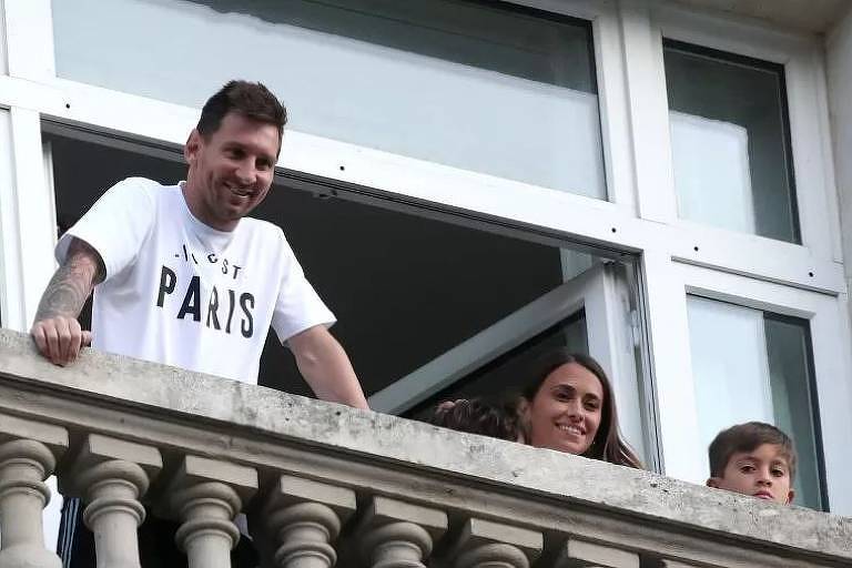 Lionel Messi em hotel de Paris