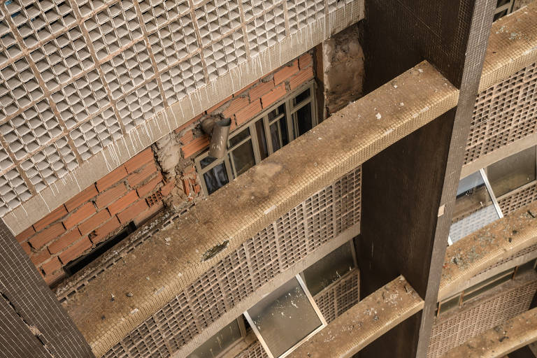 O histórico edifício Copan, no centro de São Paulo, que em 2022 completa 60 anos, finalmente conseguiu do Conpresp a liberação para a realização da obra de restauro