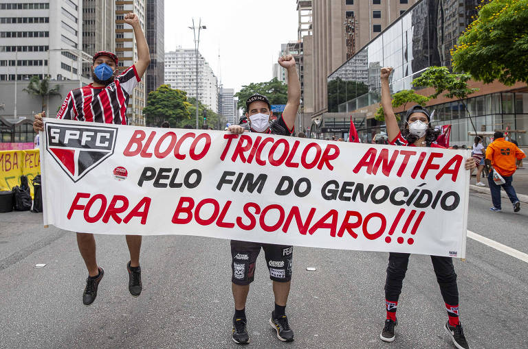 Livro 'O Ovo da Serpente' dá voz a agentes de Bolsonaro - 17/08