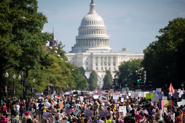 Milhares vão às ruas nos EUA em marchas pela defesa do direito ao aborto
