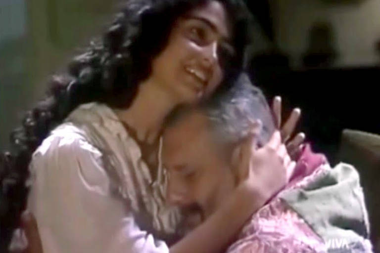 Maria Santa (Patrícia França) e José Inocêncio (Antonio Fagundes)