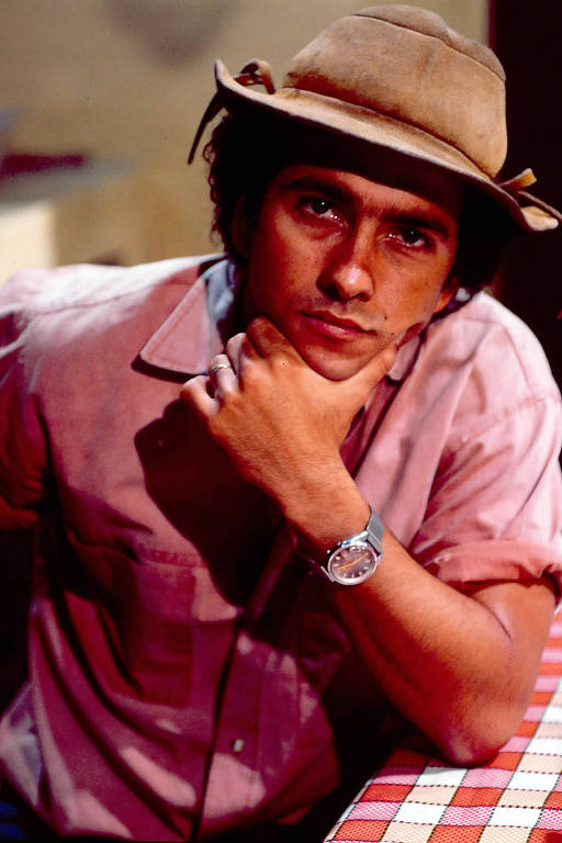 João Pedro (Marcos Palmeira)