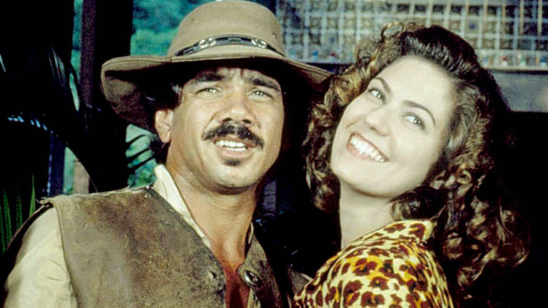 Damião (Jackson Antunes) e Eliana (Patrícia Pillar)