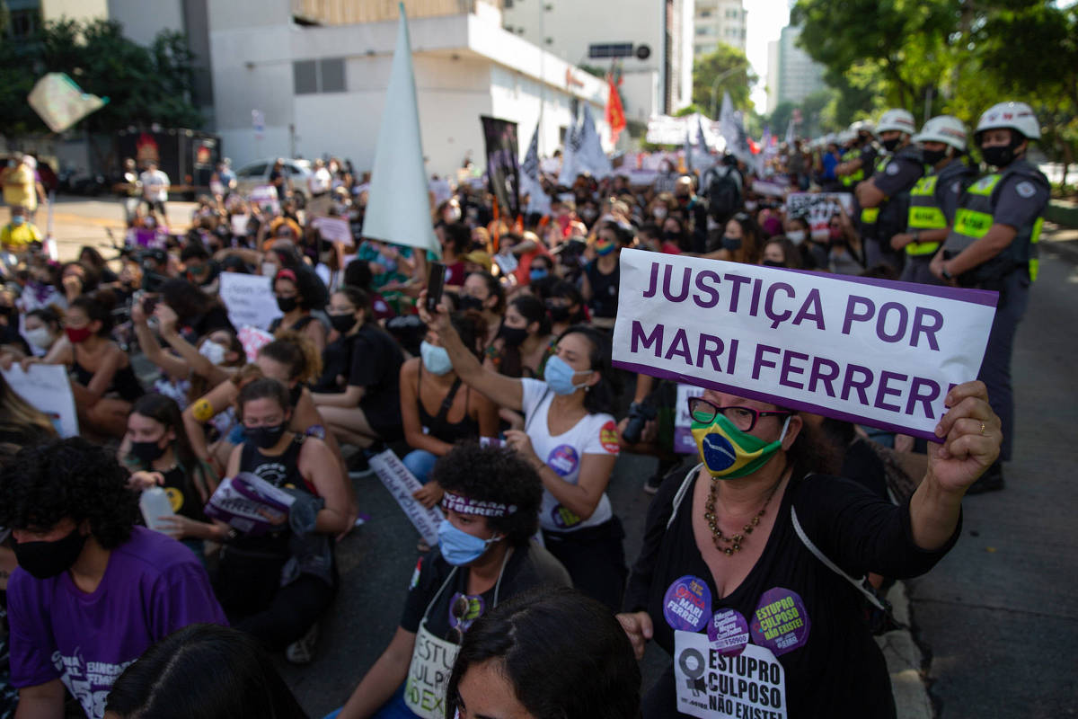 Case judge Mari Ferrer sues more than 160 by hashtag – 01/23/2024 – Power
