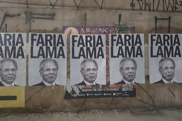 Intervenção espalha cartazes com imagem do ministro da Economia, Paulo Guedes, e o slogan Faria Lama
