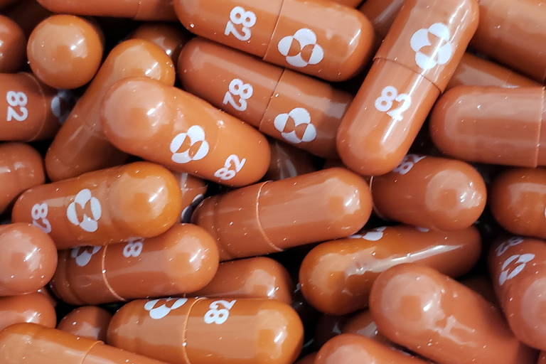 Fiocruz negocia produzir pílula contra Covid criada pela MSD para distribuir no SUS