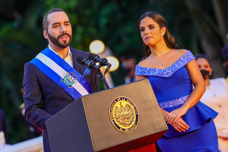 O presidente de El Salvador, Nayib Bukele, em cerimônia em San Salvador