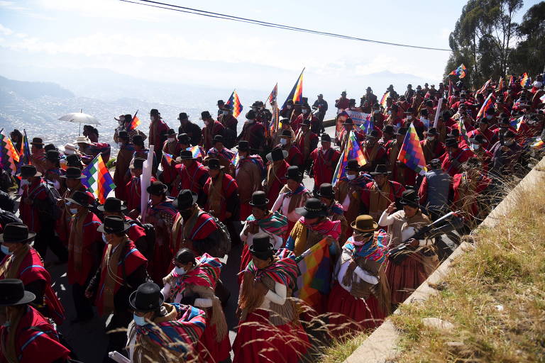 Bolívia registra atos contrários e em apoio ao governo de Luis Arce