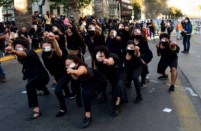 Atos no Chile marcam dois anos de megaprotestos que escancararam insatisfação popular