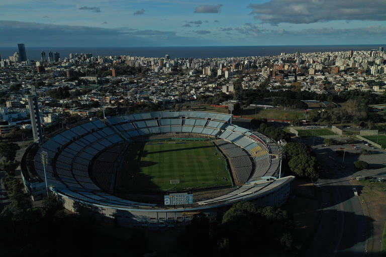 Vista aérea do estádio Centenário, em Montevidéu, onde vai acontecer a final da Libertadores