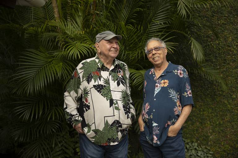 Os músicos João Donato e Jards Macalé, que lançam juntos o disco 'Síntese do Lance'
( Foto: Leo Aversa/Divulgação )