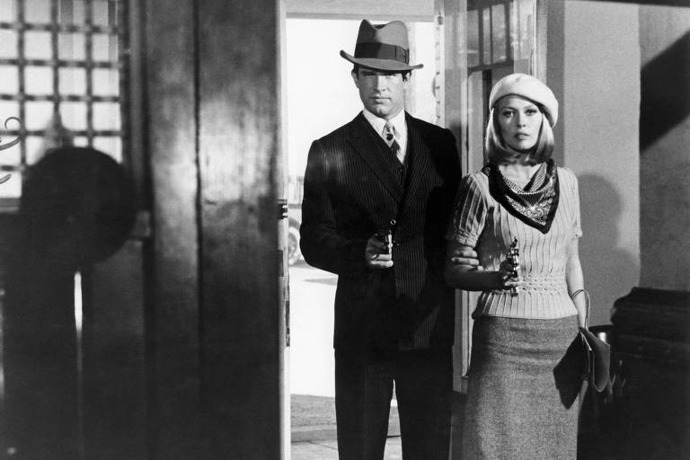 Em 'Bonnie e Clyde: Uma Rajada de Balas', uma dupla de gângsteres dão início a uma onda de crimes violentos pelo interior americano