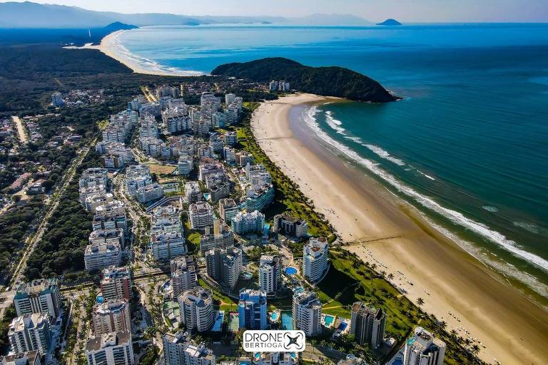 Vista da praia em Riviera de São Lourenço, Bertioga