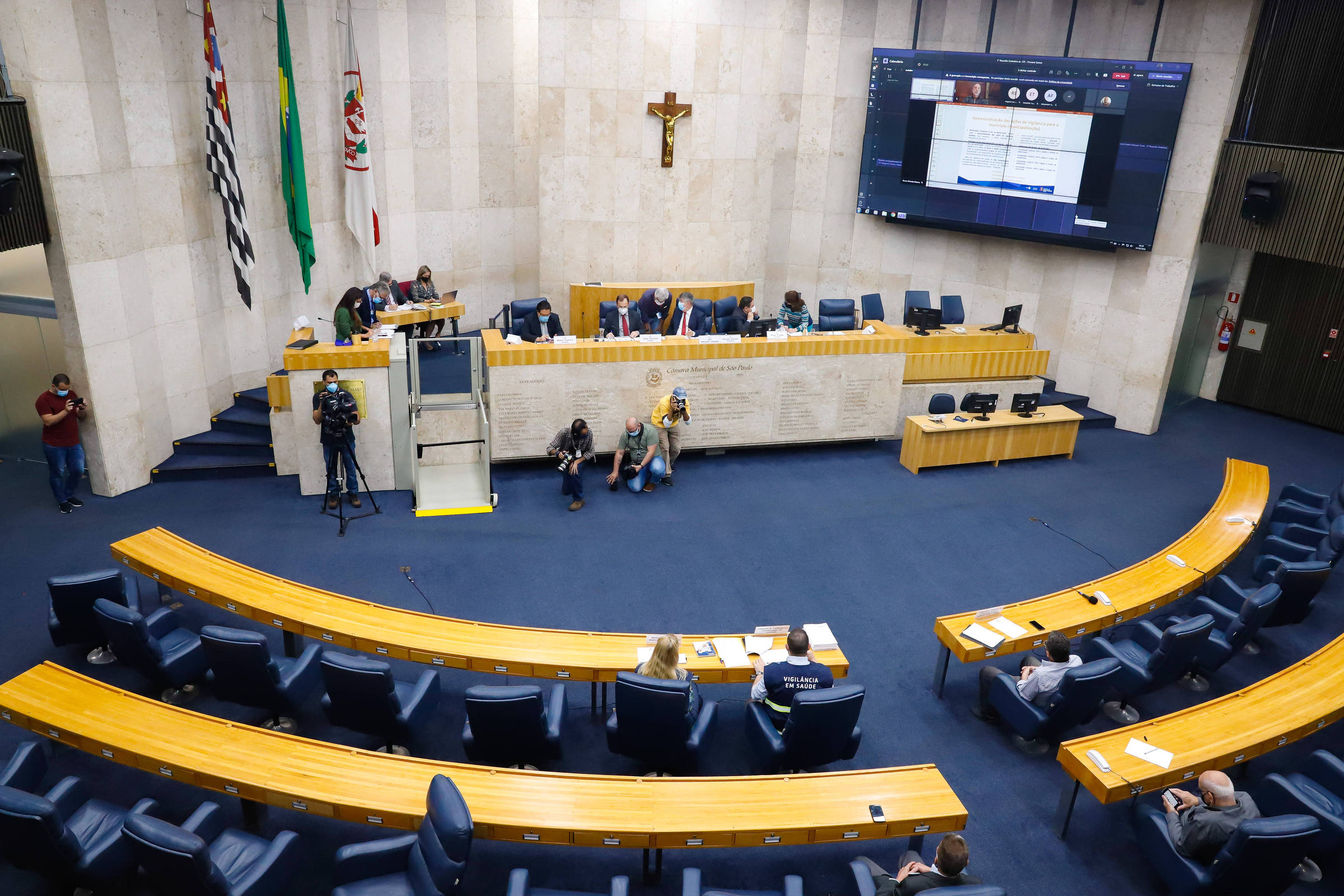 Câmara Municipal devolve R$ 3 milhões economizados para a