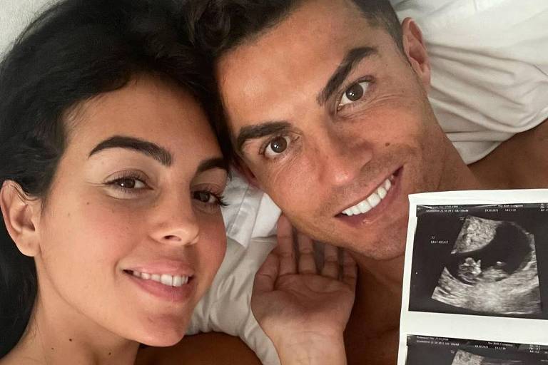 Cristiano Ronaldo e a namorada anunciam que serão pais novamente