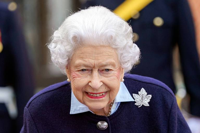 A rainha Elizabeth 2ª no castelo de Windsor, em Londres


