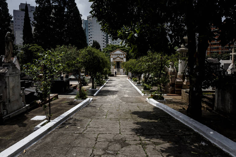 Cemitério da Consolação, na região central de São Paulo, está no pacote para concessão à iniciativa privada