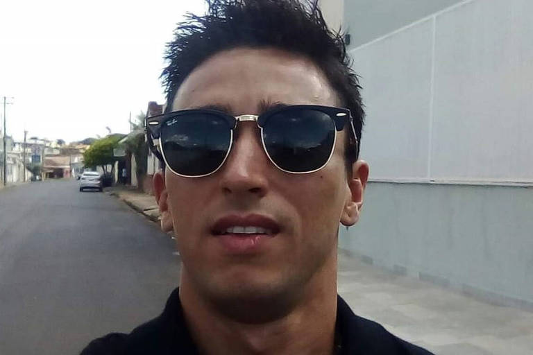 Rodrigo Triffoni Calegari, 33, em uma rua