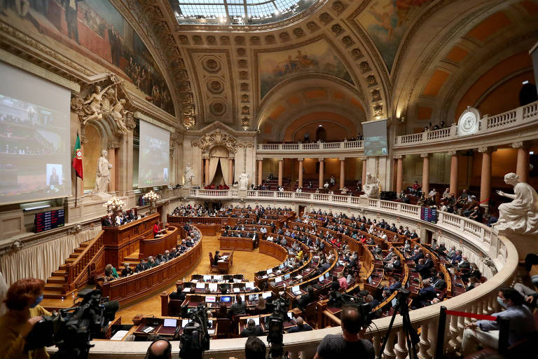 Parlamento de Portugal, prestes a ser dissolvido, aprova nova lei da eutanásia