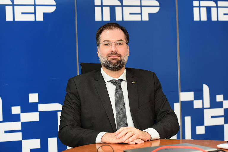 Imagem mostra o presidente do Inep, Danilo Dupas Ribeiro
