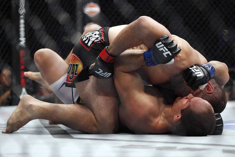 Fora do UFC, Junior Cigano reaprende a bater por sucesso na luta