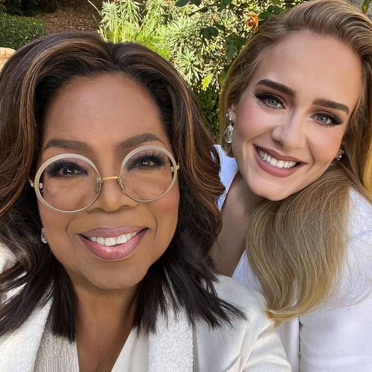 Adele e Oprah Winfrey em entrevista para a TV