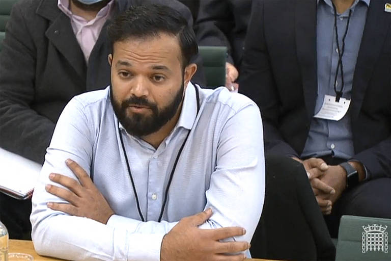 Azeem Rafiq testemunha no Parlamento Britânico em depoimento transmitido pela TV nacional