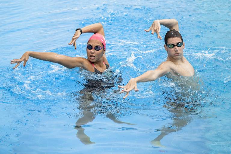 Homens poderão competir no nado artístico dos Jogos de Paris 2024