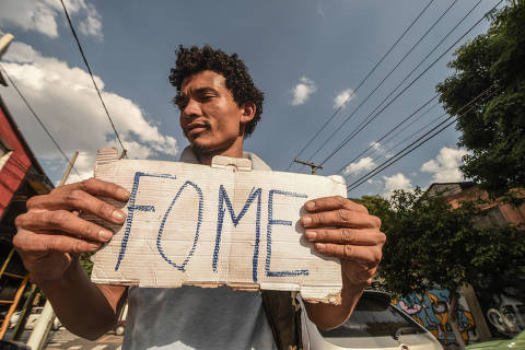 Volta do Brasil ao Mapa da Fome é retrocesso inédito no mundo, diz economista