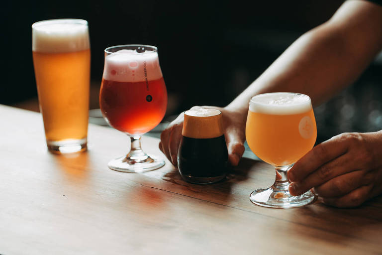 Cervejarias investem em moderação com avanço de jovens sóbrios